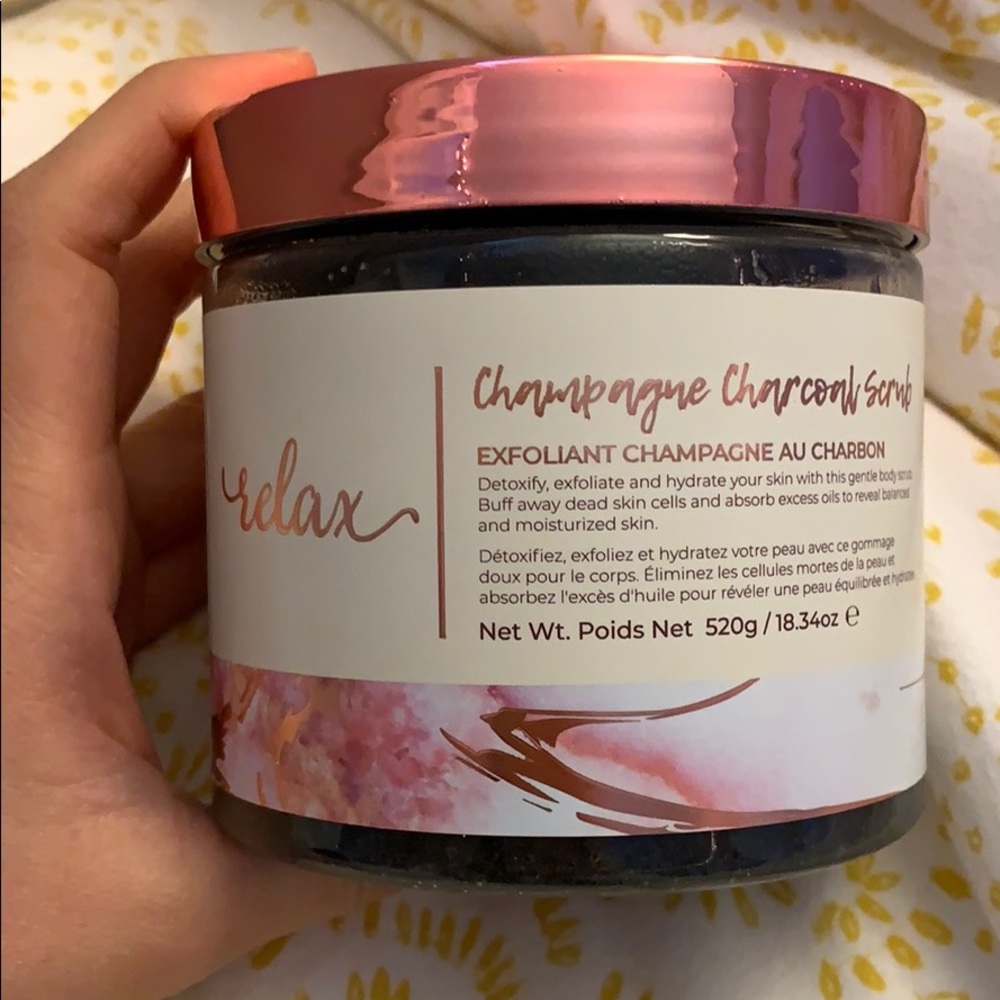 Champagne Charcoal Scrub